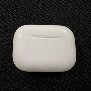 AirPods Pro Charging Case